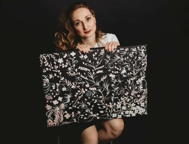 Prosegue la mostra “Sono Marea” di Grazia Vittorio: fino al 20 maggio