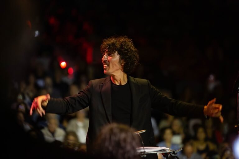 L’ottava edizione del Festival lirico dei teatri di pietra prenderà il via il prossimo 12 luglio; intervista al maestro Francesco Costa, direttore artistico della manifestazione