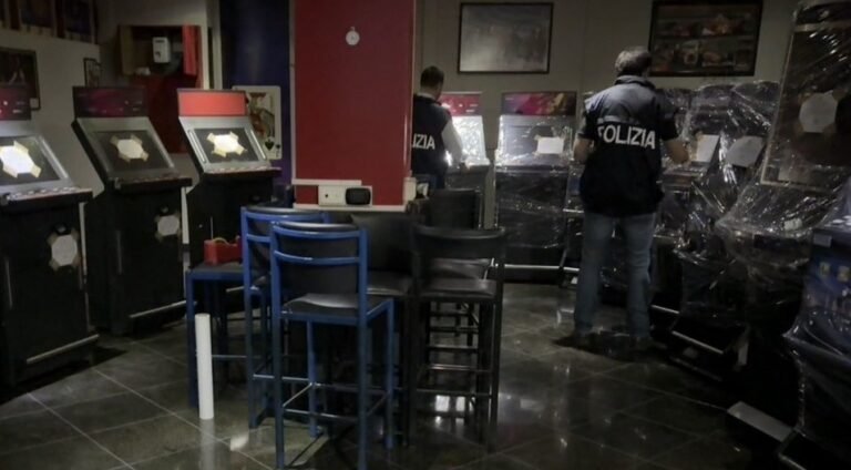 Catania, attività di contrasto della Polizia al gioco illegale