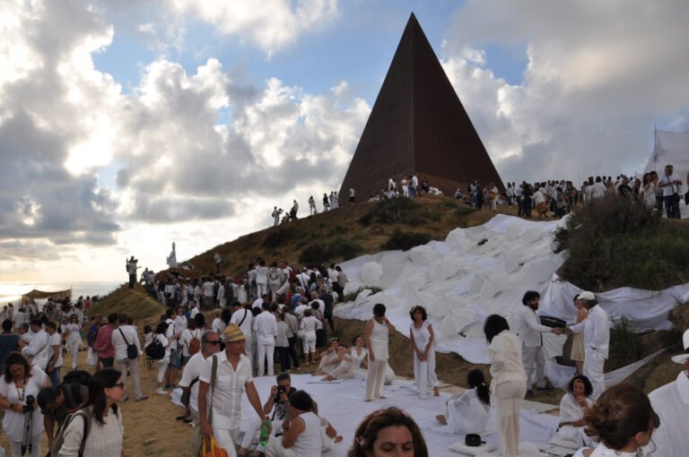 Fondazione Antonio Presti celebra il solstizio d’estate alla Piramide – 38° parallelo
