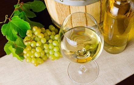 Vino, le cooperative lanciano l’allarme per la produzione di scarsa qualità e chiedono la distillazione di crisi