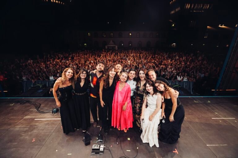 Carmen Consoli domani di scena al Teatro greco di Siracusa con “D come dannate ingenue”