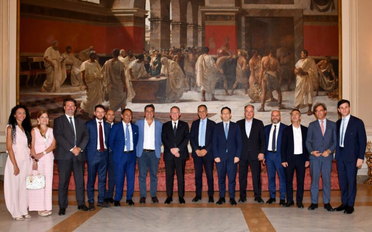Catania, a Palazzo degli elefanti il viceministro Cirielli: “Sicilia e Africa centrali per sicurezza ed energia”