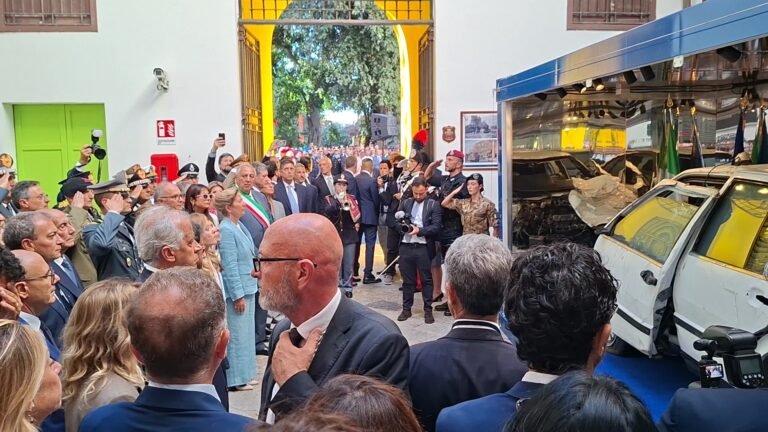Palermo, la Fiat Croma di Falcone al “Museo del Presente”; il presidente della Regione, Renato Schifani: «Coltivare la memoria è un impegno per il futuro»