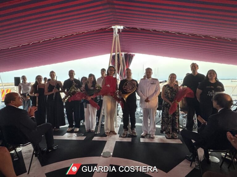 Catania, 161° anniversario del Corpo delle Capitanerie di porto – Guardia Costiera