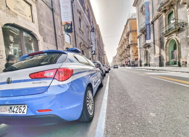 Catania, ladro di corrispondenza postale fermato dalla Polizia
