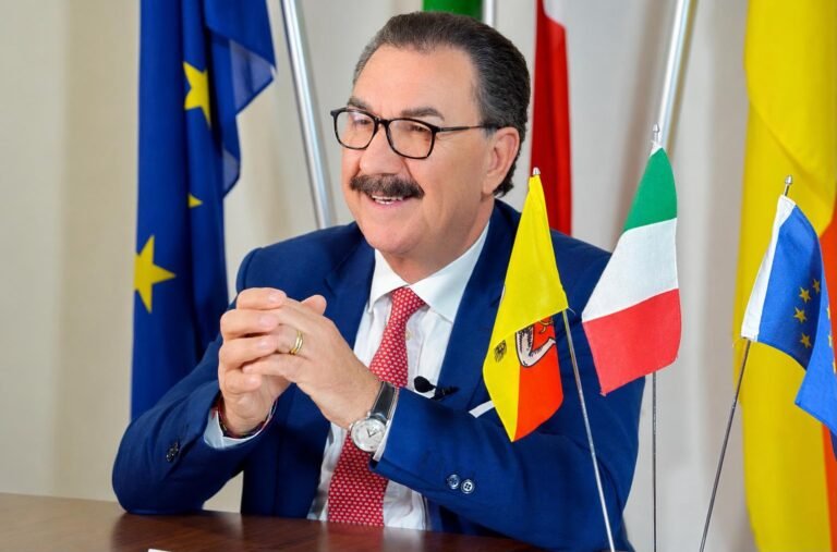 Catania, presa di posizione dell’on. Decio Terrana (Udc): “I turisti vanno tutelati, fermiamo ogni forma di sciacallaggio”