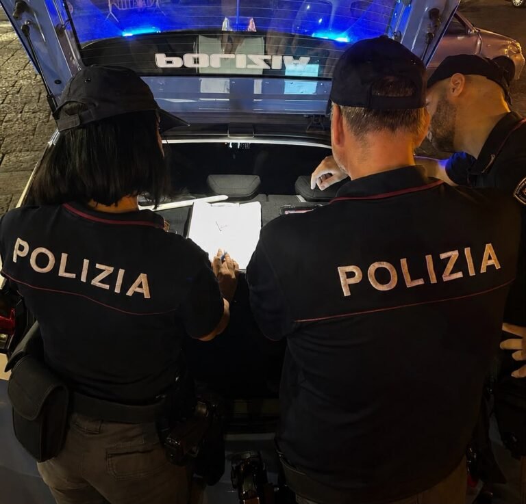 Catania, sorpreso a rubare in un’auto durante la notte: parcheggiatore abusivo arrestato dalla Polizia