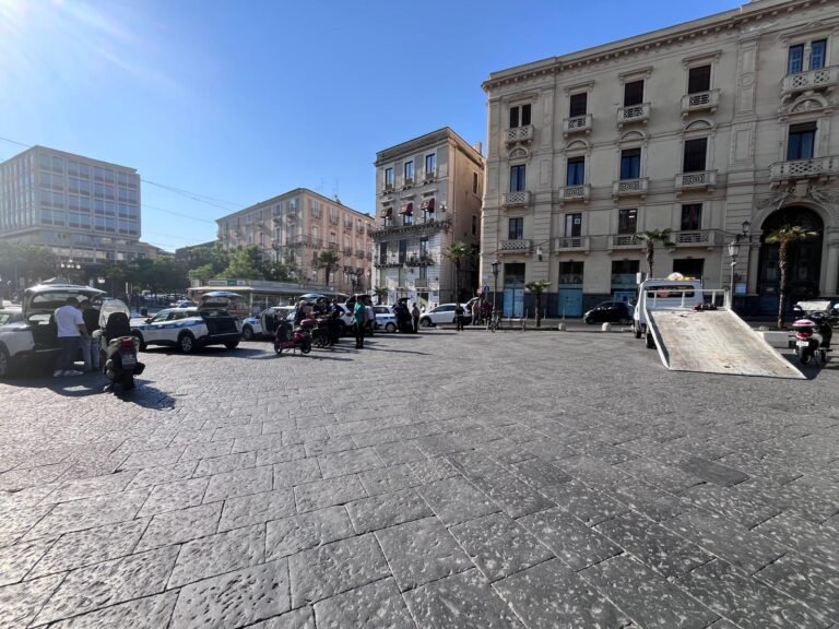 Catania, Polizia locale: 55 verbali tra San Giovanni li cuti e ed il Lungomare; a piazza Stesicoro sequestrate 10 e-bike modificate