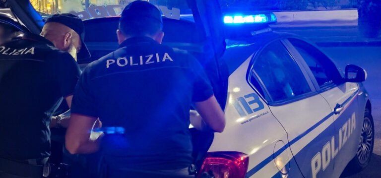 Catania, la Polizia arresta due stranieri che avevano rapinato un viaggiatore in attesa del bus su via D’Amico