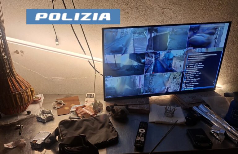 Catania, Polizia sgomina piazza di spaccio a San Cristoforo
