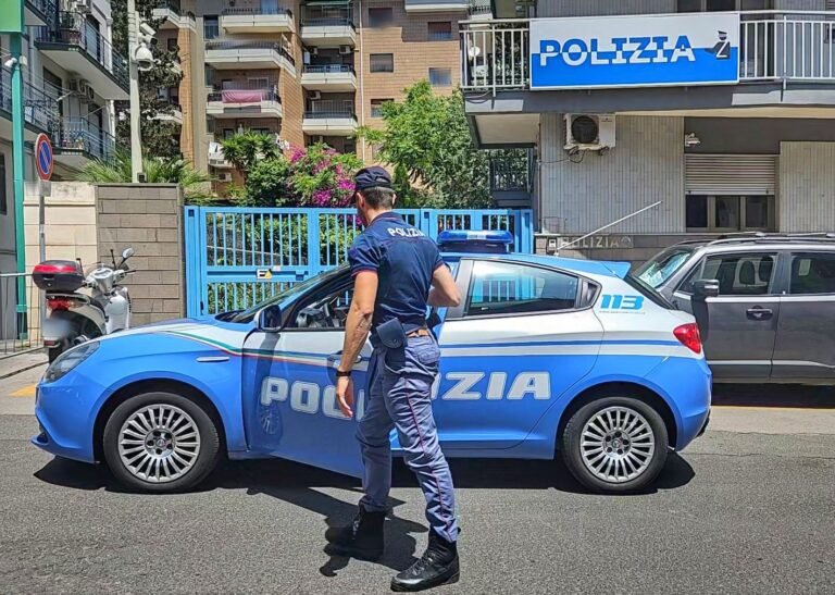 Catania, furti su varie automobili parcheggiate ad Ognina: Polizia arresta ladro seriale