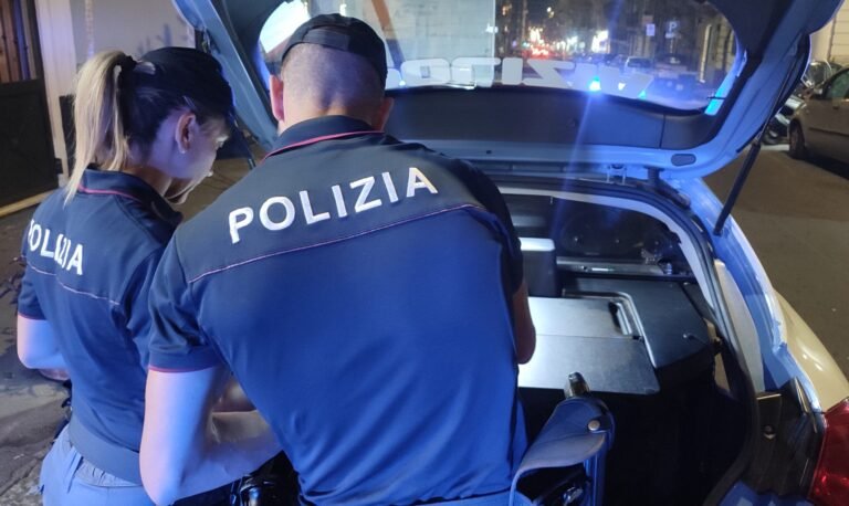 Catania, spaccia droga dinanzi ad un ragazzo: arrestato dalla Polizia