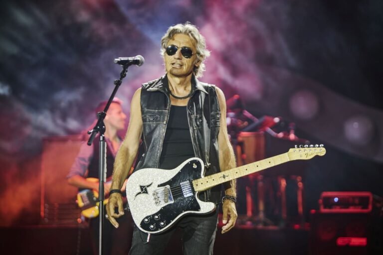 Luciano Ligabue, il 14 ottobre al PalaRescifina di Messina l’unica tappa siciliana del tour