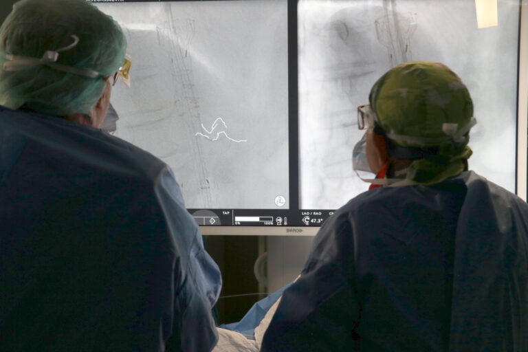 Catania, rivoluzione della Chirugia endovascolare all’ospedale “Cannizzaro”: attivato angiografo mobile robotizzato con intelligenza artificiale, il primo installato nel Centro-Sud della Penisola