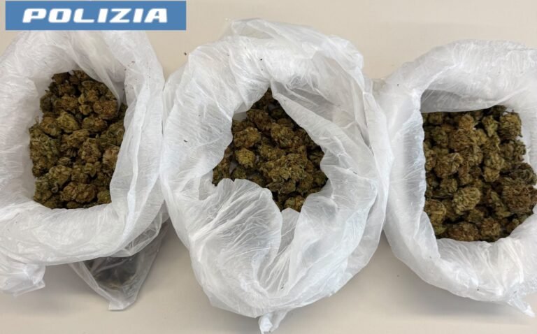 Catania, droga nascosta nel condizionatore: Polizia arresta un 26enne