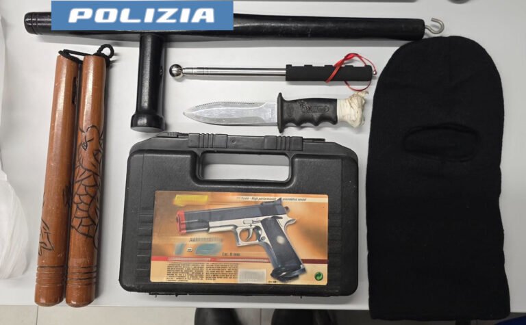 Catania, 9 persone fermate e 7 denunciate dalla Polizia: si accingevano a partecipare ad una manifestazione non autorizzata nel centro storico