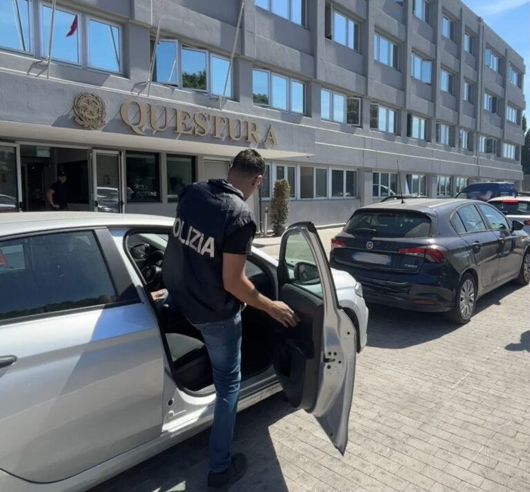 Catania, Polizia arresta un rapinatore che aveva messo a segno un colpo a Barriera